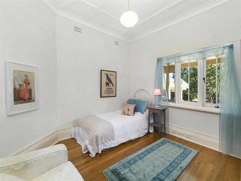 31 Katina Street, Turramurra NSW 2074