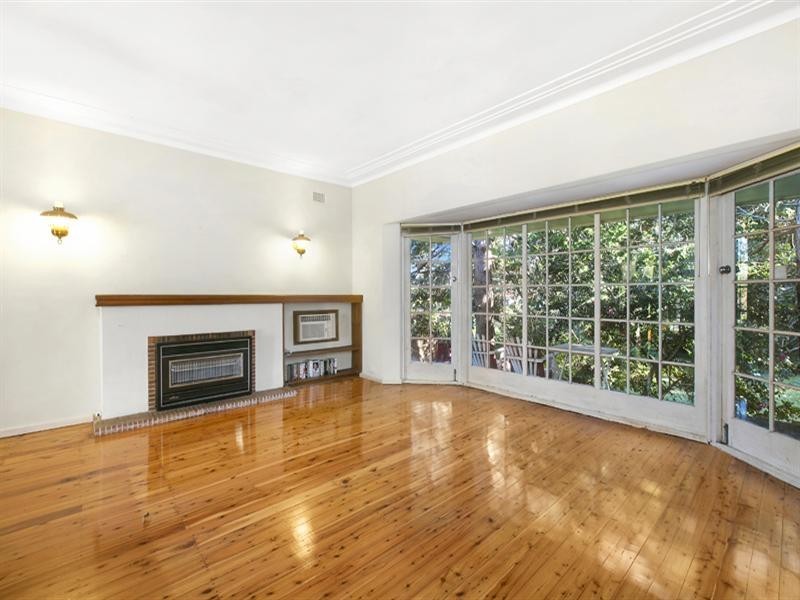 121 Eastern Road, Turramurra NSW 2074
