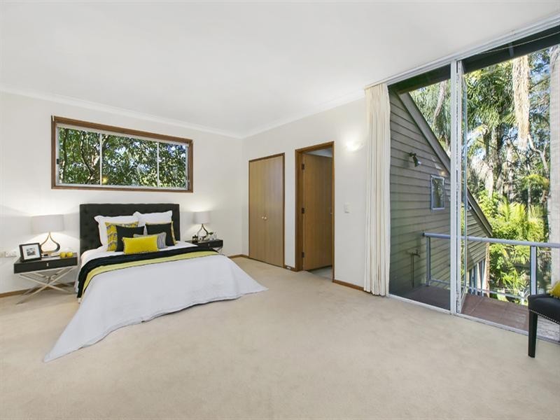 60 Geoffrey Street, Turramurra NSW 2074