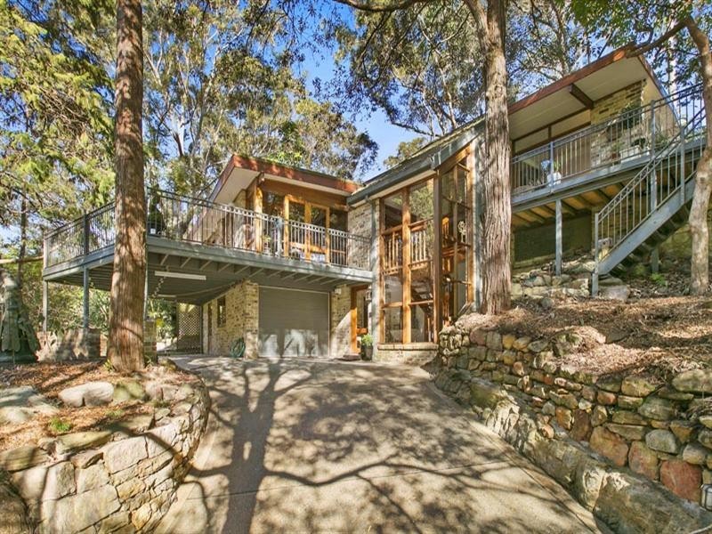 15 Minnamurra Avenue, Pymble NSW 2073