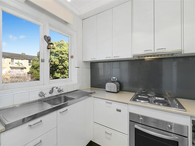 18/2-4 King Street, Turramurra NSW 2074