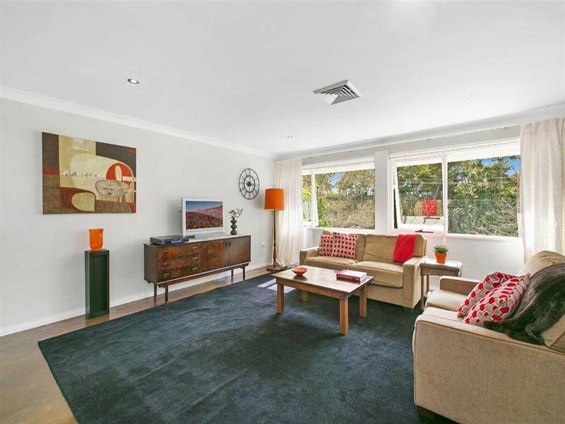 2 Kapiti Street, St Ives NSW 2075