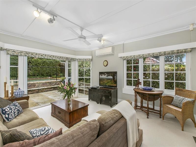 11 Fern Avenue, Wahroonga NSW 2076