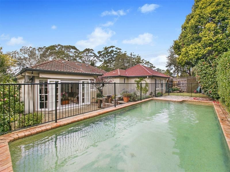 11 Fern Avenue, Wahroonga NSW 2076