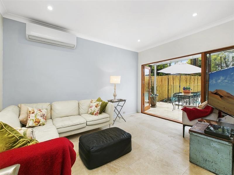 8 Barra Brui Crescent, St Ives NSW 2075