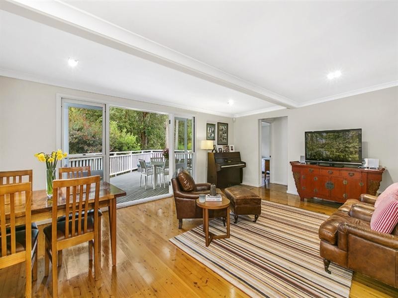 2 Shand Crescent, Turramurra NSW 2074