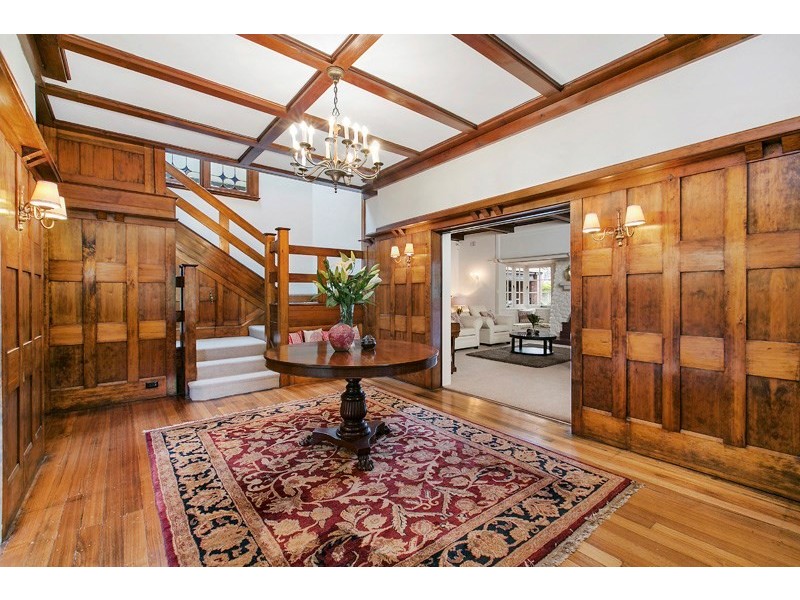 28 Ku-ring-gai Avenue, Turramurra NSW 2074