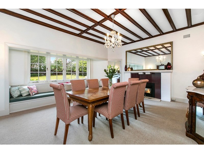 28 Ku-ring-gai Avenue, Turramurra NSW 2074