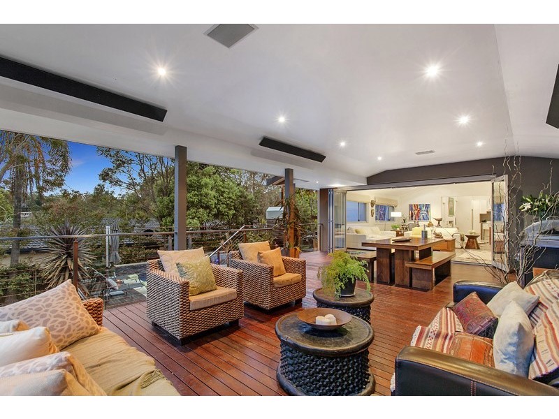 6 Leonora Avenue, St Ives NSW 2075