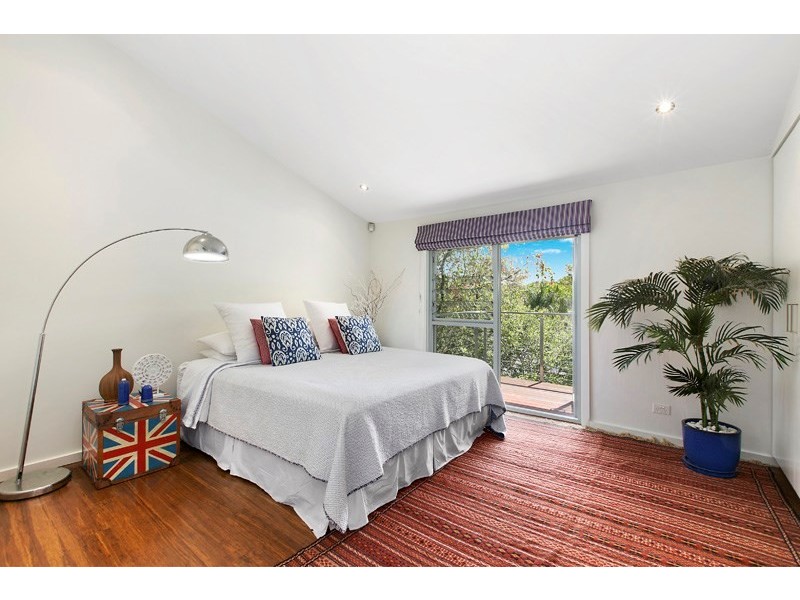 6 Leonora Avenue, St Ives NSW 2075