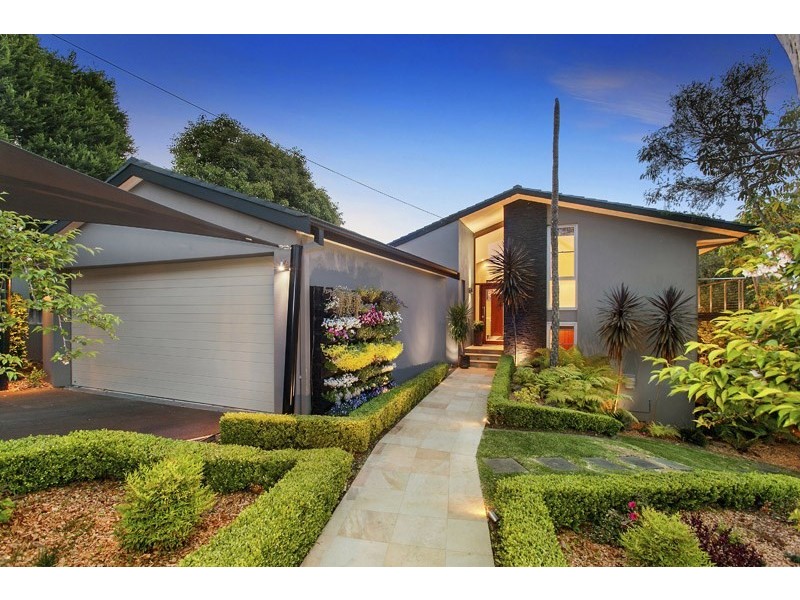 6 Leonora Avenue, St Ives NSW 2075