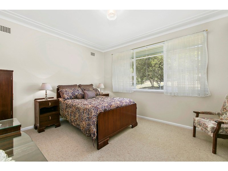 15 Koombalah Avenue, Turramurra NSW 2074