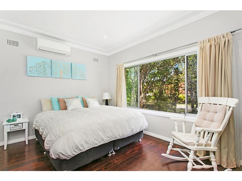 14 Chisholm Street, Turramurra NSW 2074