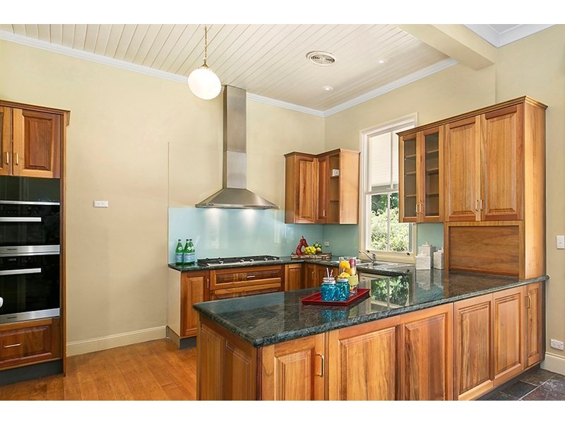 11 Boondah Place, Warrawee NSW 2074