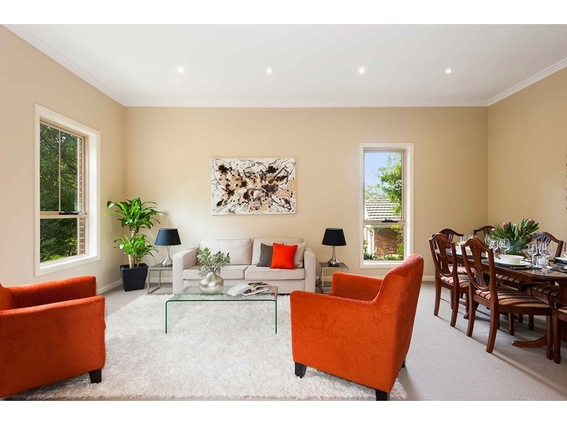 1 Woodlands Avenue, Pymble NSW 2073