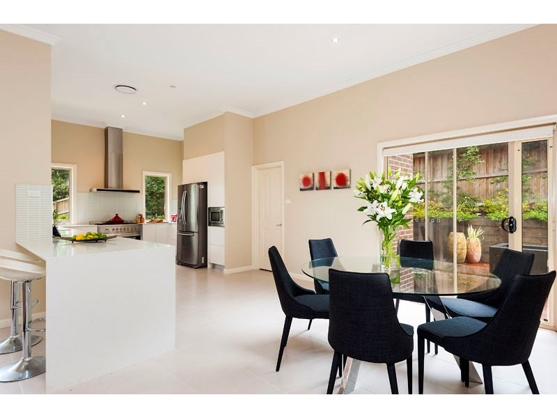 1 Woodlands Avenue, Pymble NSW 2073