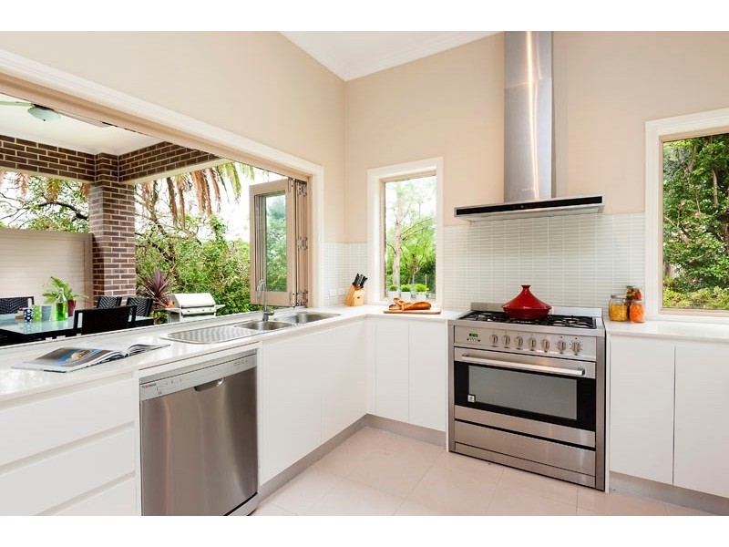 1 Woodlands Avenue, Pymble NSW 2073