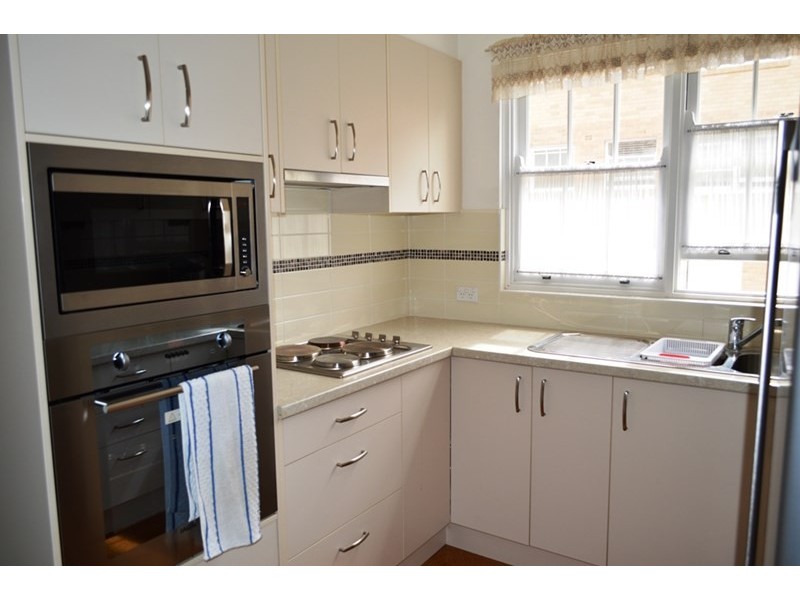 10/1a Duff Street, Turramurra NSW 2074