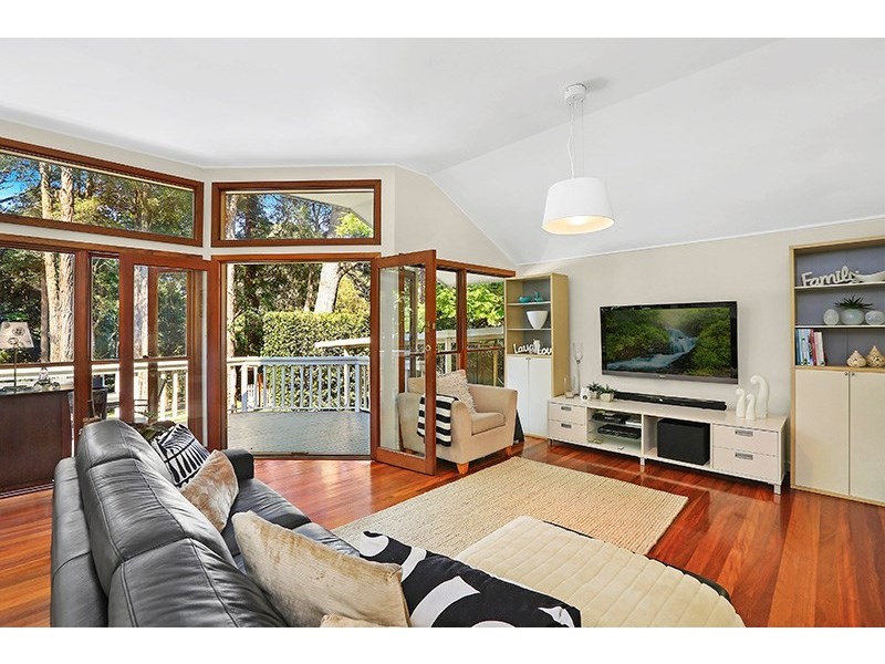 32 Mahratta Avenue, Wahroonga NSW 2076