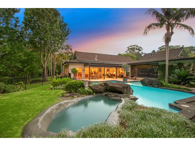 10 Finchley Place, Turramurra NSW 2074