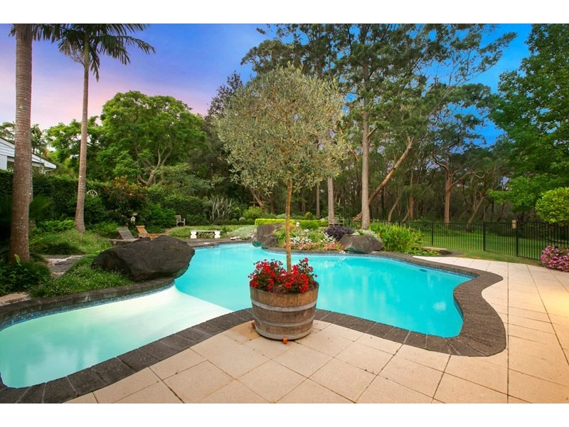 10 Finchley Place, Turramurra NSW 2074