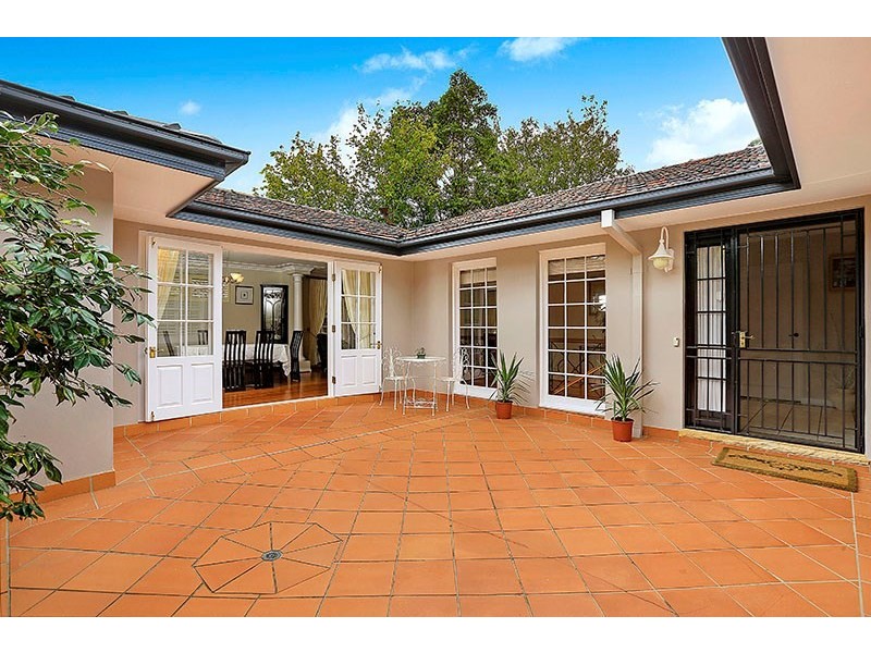 33 Kokoda Avenue, Wahroonga NSW 2076