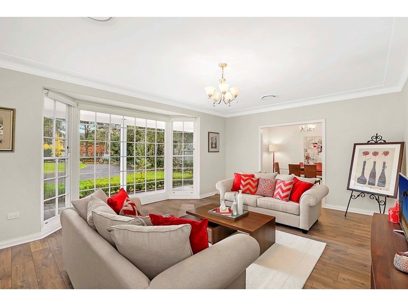 1 Fairlawn Avenue, Turramurra NSW 2074