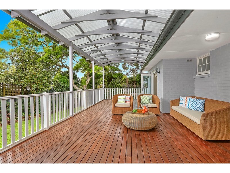 1 Fairlawn Avenue, Turramurra NSW 2074