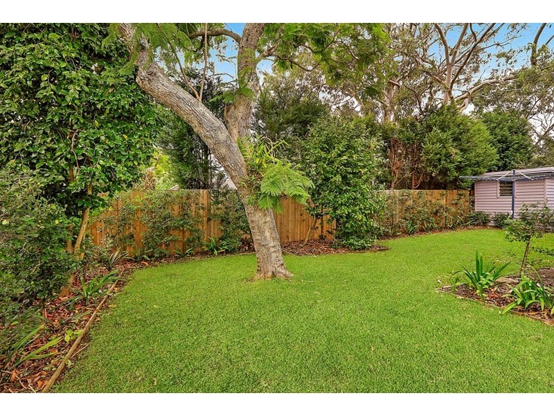 1 Fairlawn Avenue, Turramurra NSW 2074