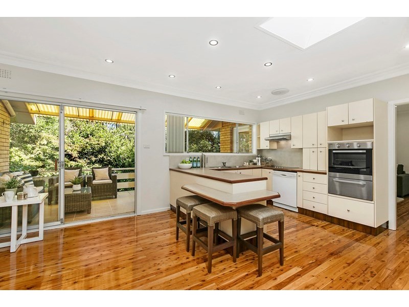 10 Mitchell Crescent, Warrawee NSW 2074