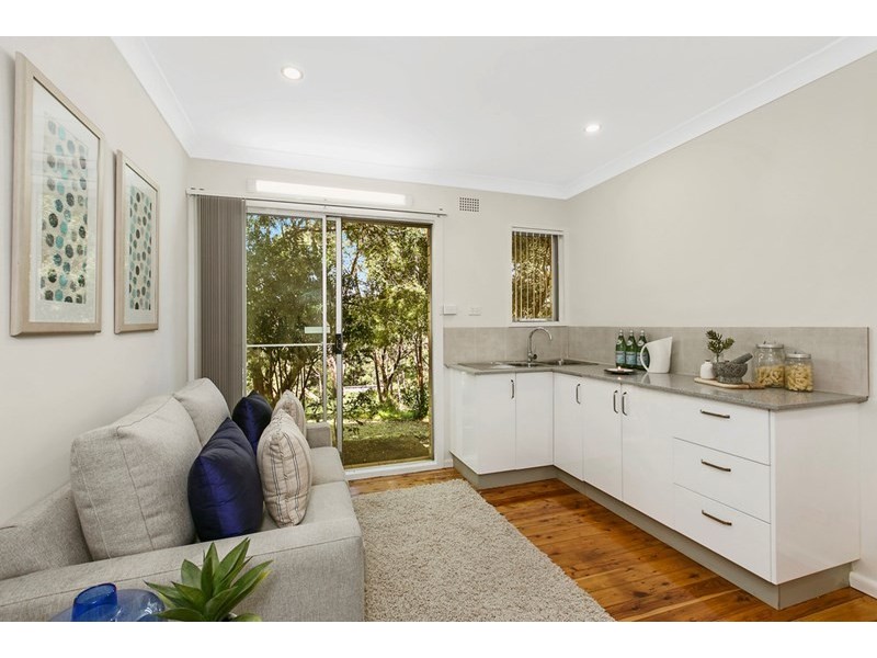 10 Mitchell Crescent, Warrawee NSW 2074