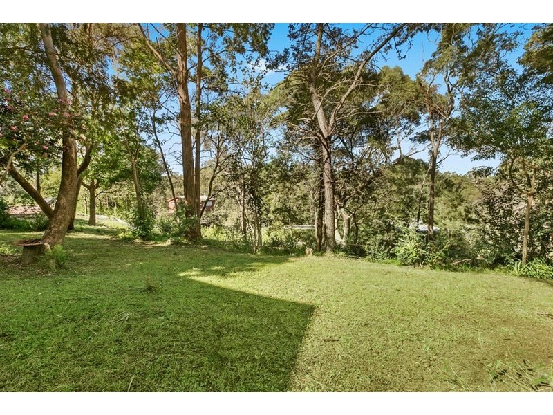 10 Mitchell Crescent, Warrawee NSW 2074