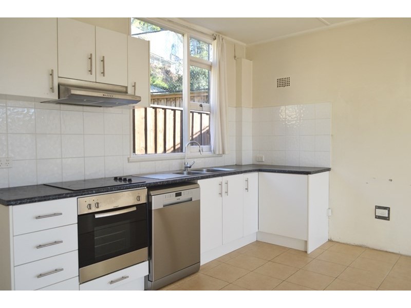 2/131A Burdett Street, Wahroonga NSW 2076