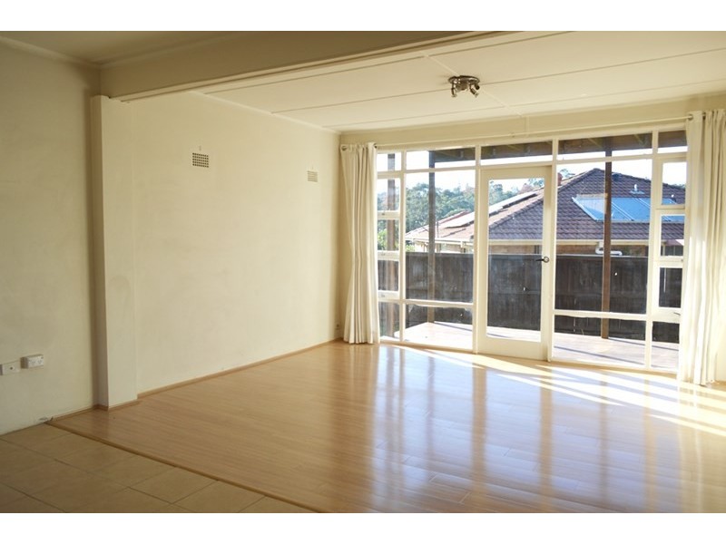 2/131A Burdett Street, Wahroonga NSW 2076