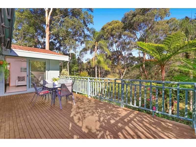 127D Campbell Drive, Wahroonga NSW 2076