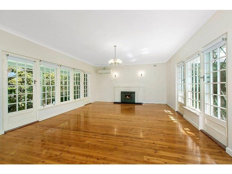 40 Douglas Street, St Ives NSW 2075