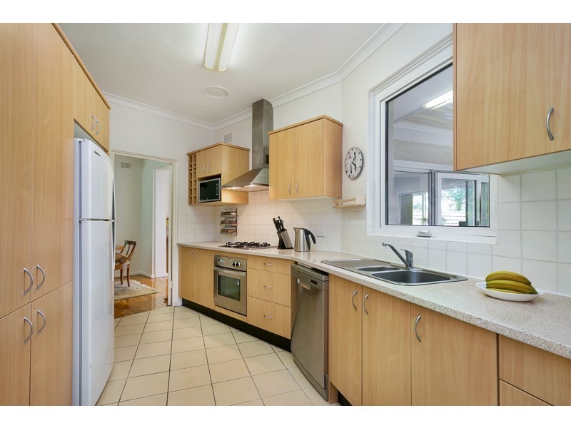 8 Darri Avenue, Wahroonga NSW 2076