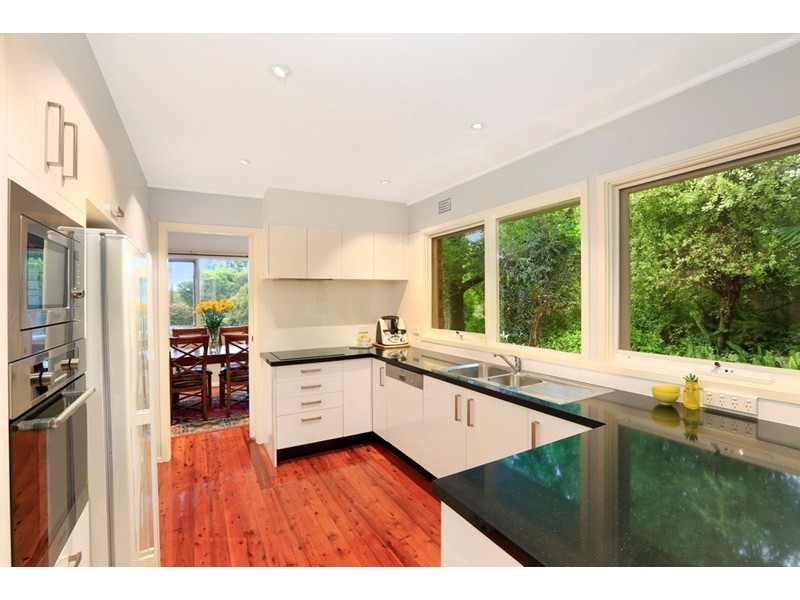 8 Parkinson Avenue, Turramurra NSW 2074