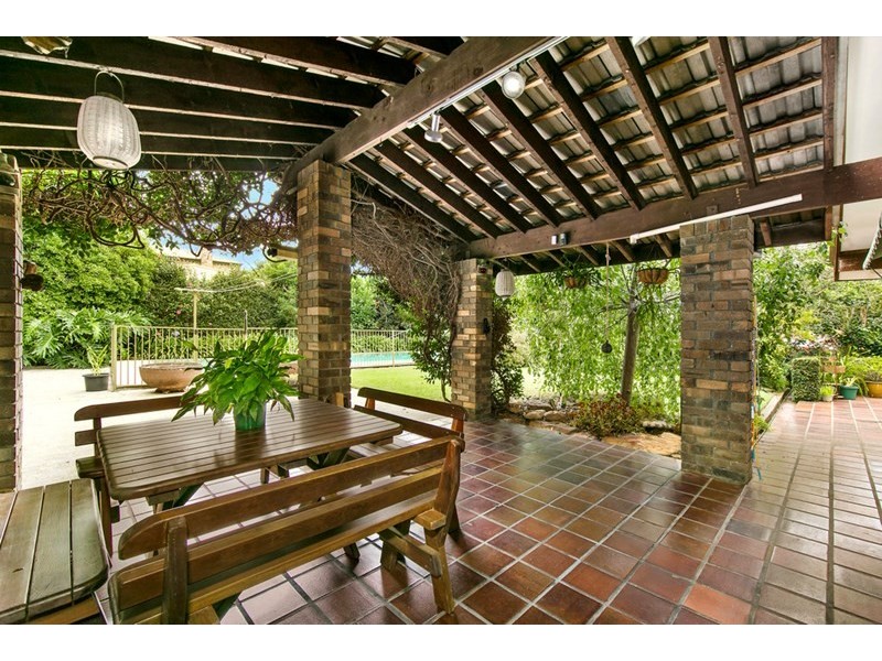 26a Ku-ring-gai Avenue, Turramurra NSW 2074