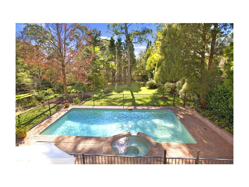 15 Bareena Avenue, Wahroonga NSW 2076