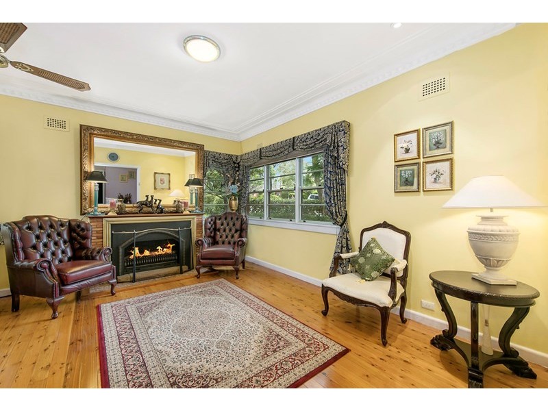 218 Kissing Point Road, Turramurra NSW 2074