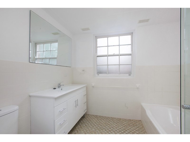 10/2 Cherry Street, Warrawee NSW 2074