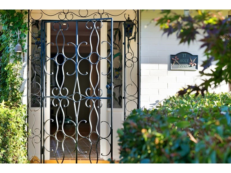 17 Holt Avenue, Wahroonga NSW 2076