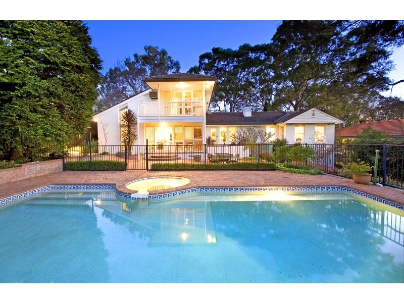 15 Bareena Avenue, Wahroonga NSW 2076