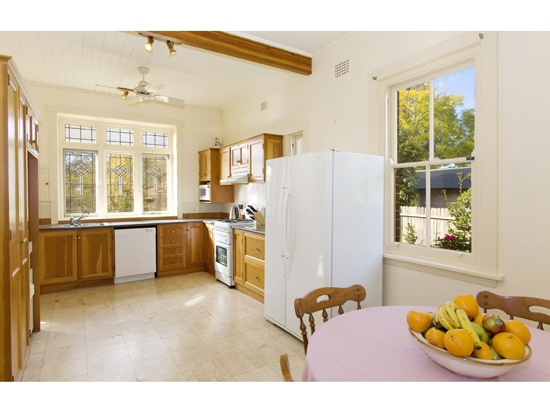 8 The Chase Road, Turramurra NSW 2074