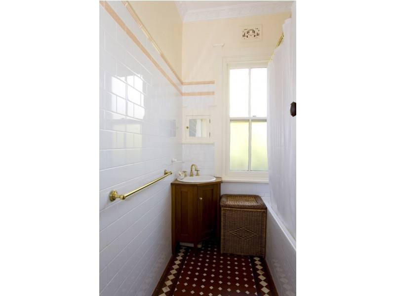 8 The Chase Road, Turramurra NSW 2074