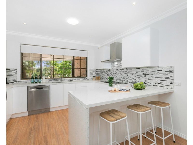 38 Canoon Road, Turramurra NSW 2074