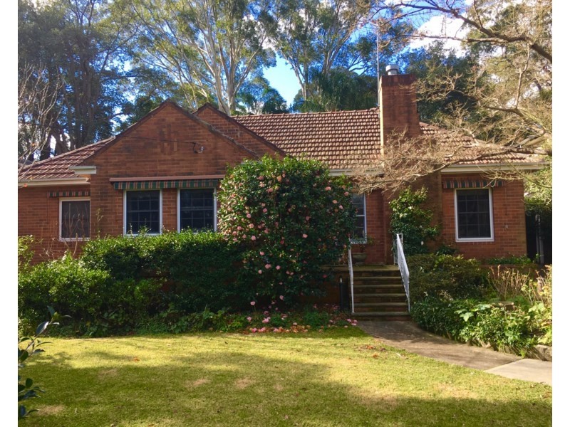 19 Golfers Parade, Pymble NSW 2073
