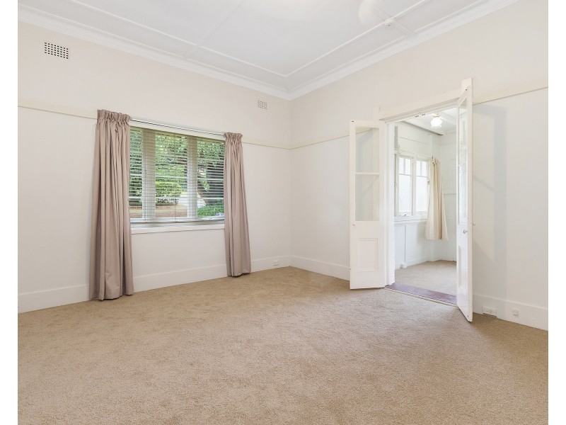 15 Hampden Street, Wahroonga NSW 2076