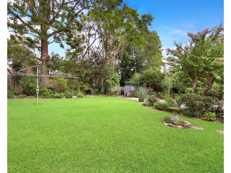 12 Warrowa Avenue, West Pymble NSW 2073
